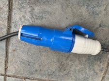 CEE-Verbindung mit Isolierstoffgehäuse